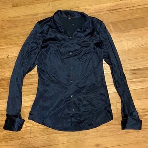 Stunning silk Ann Taylor blouse with French cuffs, NWOT, perfect condition